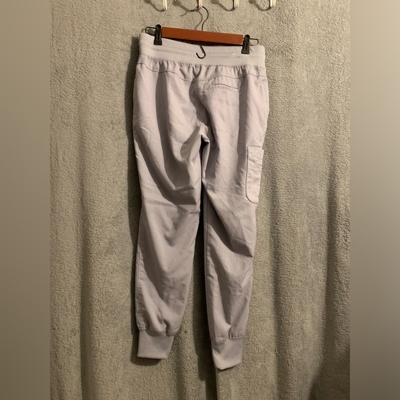 Grey’s Anatomy Gray size extra small scrubs women’s lots of pockets - Picture 4 of 8